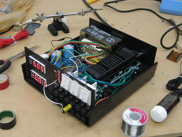 DIY Lab Bench Power Supply 