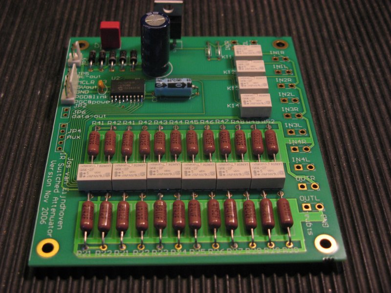 Audio Volume Control Attenuator with IR Control ammeter schematic diagram 